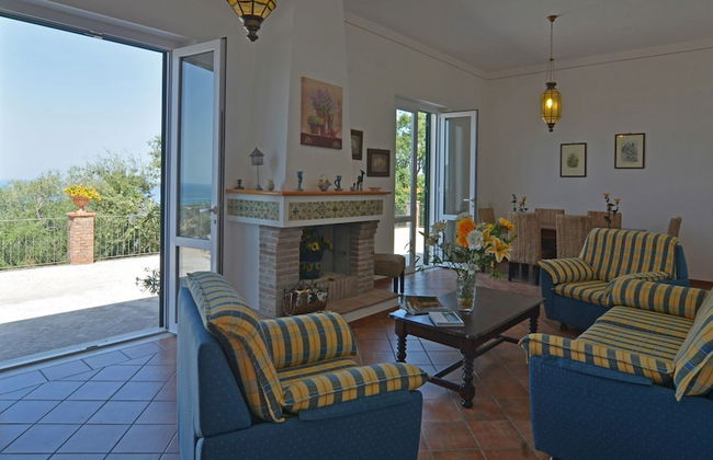 Villa Le Sorbe 12 in Caronia - Foto 4