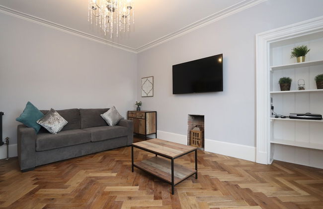 Dollar Apartments at 41 - Photo 18