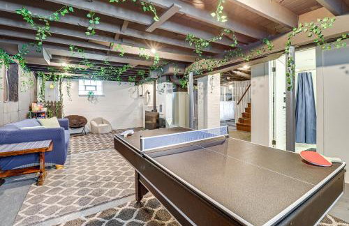 Game Room and Fire Pit West Mifflin Home! - Foto 24