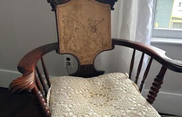 New Leeds listing Near Graces diner and Hudson! - Foto 16