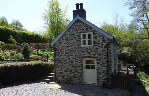 Hafannedd Cottage - riverside views - Photo 1