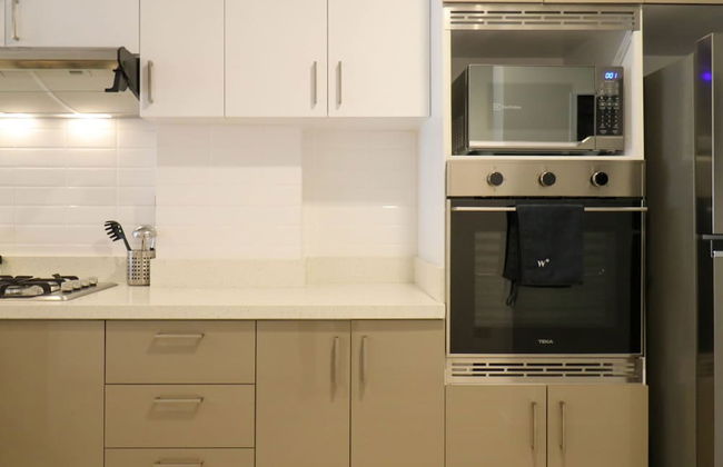 w Sophisticated 2BR With Balcony in Miraflores - Photo 6