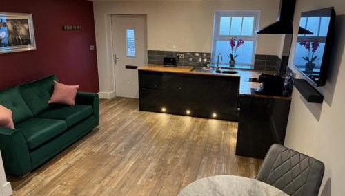 Cedar Barn - Nantwich, with Hot Tub - Foto 4