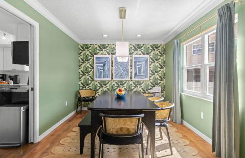 Family Oasis - Pool Hot Tub Games & Near Beach - Foto 14