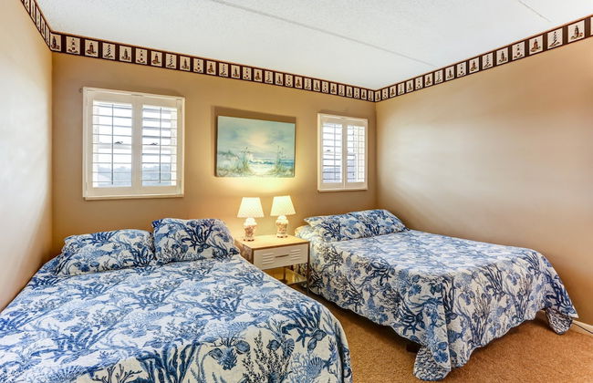 Recently Renovated Ocean Front Condo by RedAwning - Foto 2