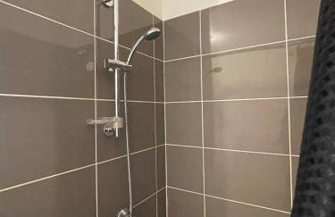 Charmant appartement avec place de parking privée - Foto 3