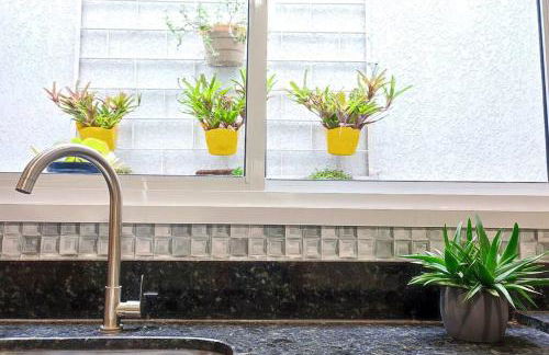 Linda Casa a 30 metros da av das Cataratas - Foto 20