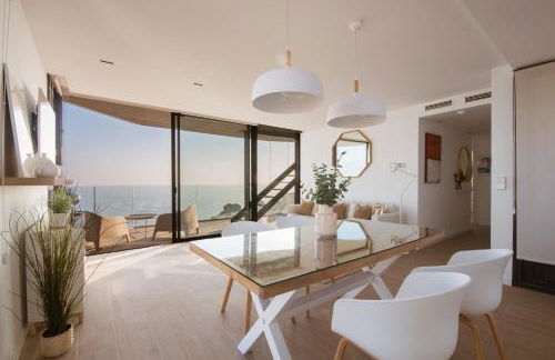 Modern sea front jacuzzi Blue Sky - Photo 8