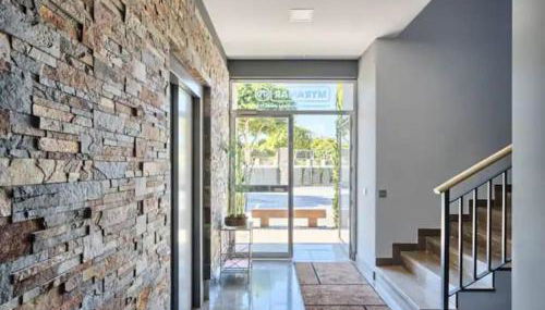 2 BEDROOMS NEXT TO THE BEACH&MIRAMAR SHOPPING CENTER-SWIMMING POOL-PARKINg - Photo 3