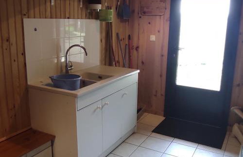 Chalet authentique au cœur de la nature près de Super Besse - FR-1-814-143 - Foto 23