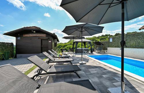 Holiday House Dora - Nice home with nice forest view and Outdoor swimming pool, Whirlpool-Jacuzzi, Sauna, 2 bedrooms and WiFi - Foto 36