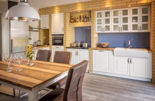 Villa Lotsenhäuser Rügen - Luxus Ferienhaus - 3 Schlafzimmer - Sauna - Dachterrasse mit Boddenblick - Foto 8