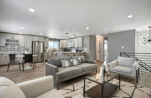 Serene 4-Bedroom Getaway in Arvada! Pet-friendly! - Foto 22