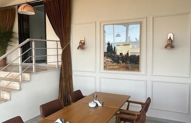 Royalova Hotel - Photo 43