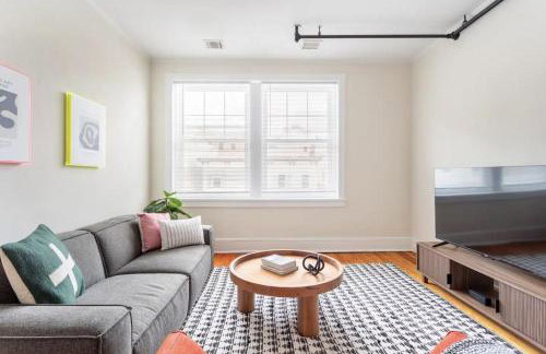 Fun & Funky 2BR in Downtown Princeton - Photo 12