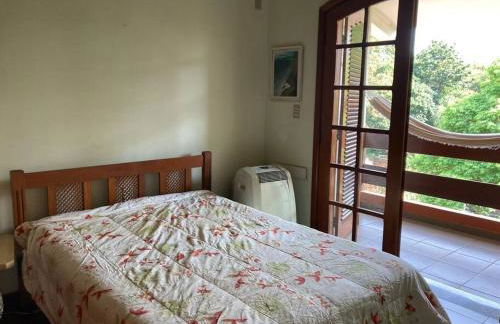 Casa grande, ampla, com 4 quartos e estacionamento - Foto 12