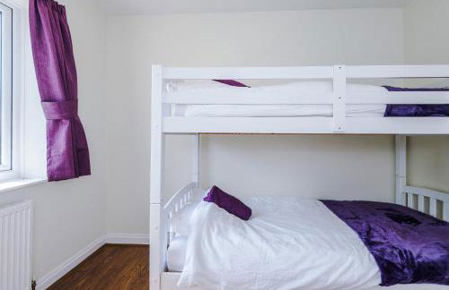 3 BR Property in Prestwich 15 mins from Manchester City Centre Garden Free parking Superfast WIFI Netflix - Foto 11