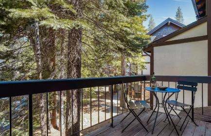Marillac by Avantstay Gorgeous Ski Cabin w/ Balcony & Patio - Photo 3
