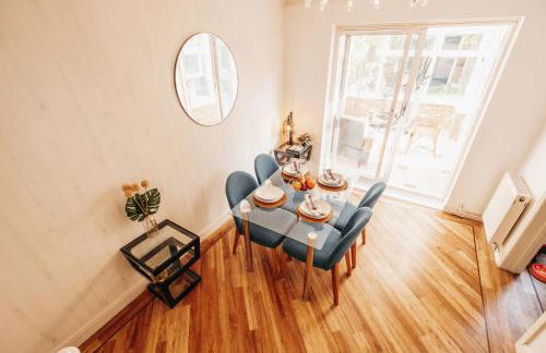 Booker Avenue House - 4 bedroom house with garden and parking - Foto 8