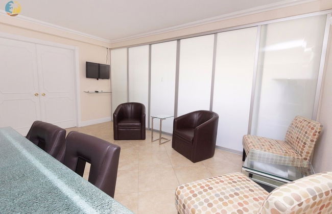 Alexander 1620 3 Bedroom Apts by RedAwning - Foto 6