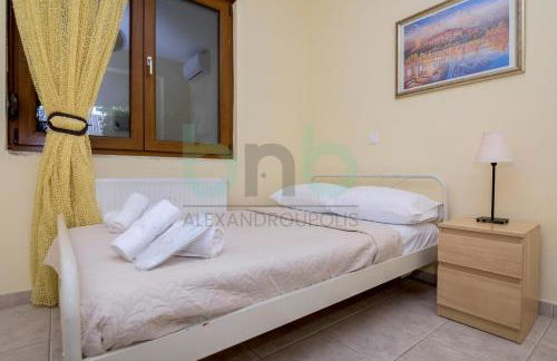 Thea Dikella - Foto 54