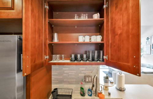 High Ceilings 3BR with Loft-2 Baths Pool & Jacuzzi - Foto 39