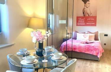 Pretty Pink Posh Penthouse - Foto 62