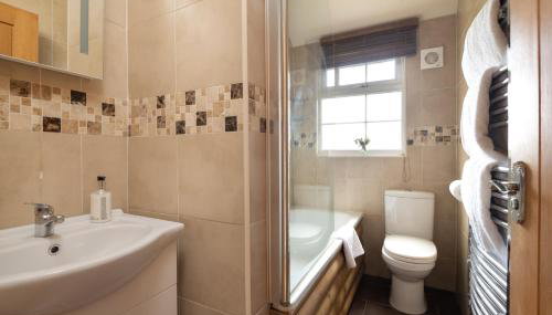 The Country Lodge at Hill House Farm Cheshire - Foto 3, towels, Shower