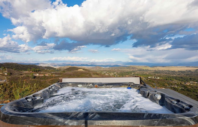 Colina by Avantstay Secluded Mountain Top Oasis w/ Pool, Hot Tub & Putting Green! - Foto 5