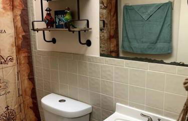 Professor Rousseau's Pirates Lair - Foto 26