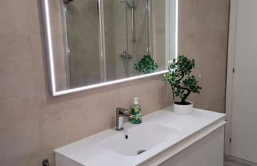 Lago-apartment Midy, sfeervol, zwembad, airco - Photo 11