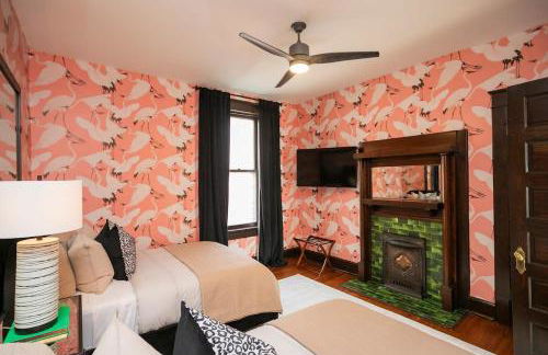 Historic Jewel Walk to Eats & Shops - Foto 28