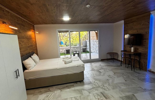 Capo Calaberno Aparts - Photo 24