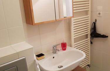 2 x Apartments bei Augsburger Platz 1x Nr 5 - Studio Apartment mit Balkon und Parkplatz und 1 x Nr5-B - 2 ZW ohne Balkon und Parkplatz - Foto 44