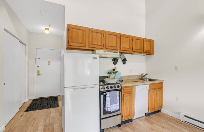 Lidos Lodge - Photo 3