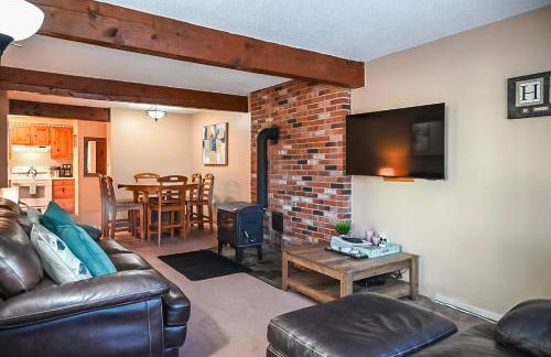 Spacious Condo-Attitash Ski-Storyland-Saco & More!! - Photo 8