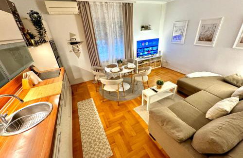 Prince Apartment Zagreb with Terrace - Photo 33