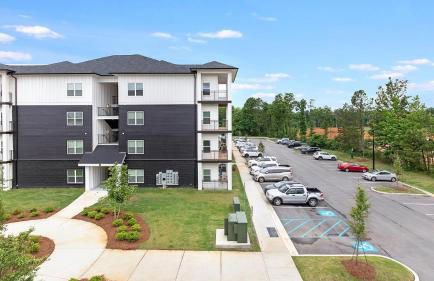 Landing Amazing 3BD Pool Yoga Studio - Photo 1