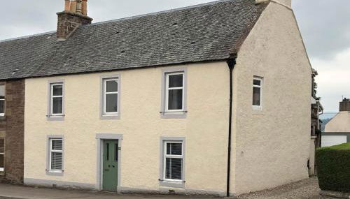 Garron House - Photo 2