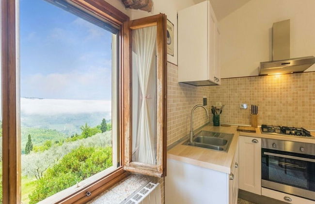 Agriturismo Poggio di Montepescoli - L'aia - Foto 9