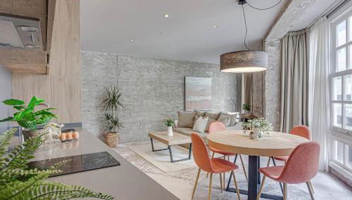 Metropolitan Boutique - Photo 4, Other