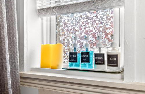 Charming 1BR Steps from Church Street - Downtown - Foto 5