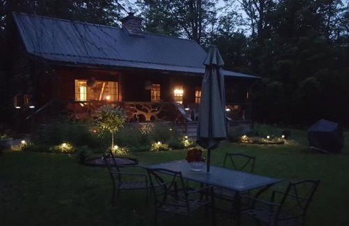 Deer Valley Retreat, Lovely Log Cabin with Fireplace & Garden Views- Perfect for a Relaxing Getaway! - Foto 55