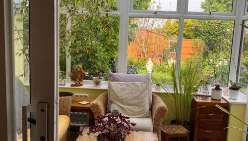 2-Bed House Sleeps 4 - Enclosed Garden - Tv & WiFi - Foto 5