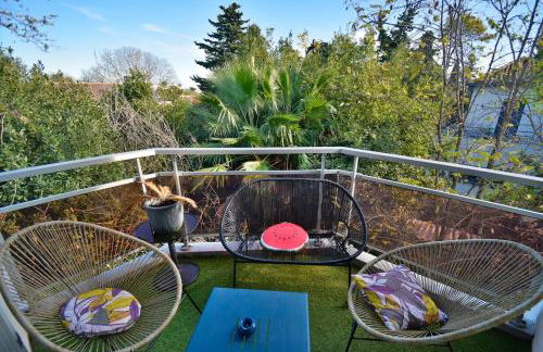 Bruyères with deck and private parking - Photo 14