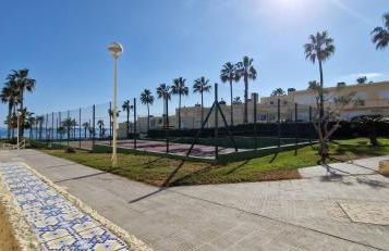 Seafront House,Sea Views,Pool and BBQ, Airport 10 mns - Photo 26