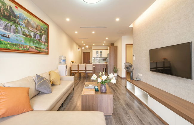 Luxe Paradise Suites Tay Ho - Photo 1