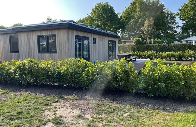 Chalet by Water in Idskenhuizen Recreation Park - Foto 30