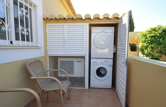 Semi-detached Villa With 1 Bedroom Located Near Meia Praia Beach - Lagos - Foto 20