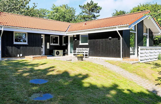 12 Person Holiday Home in Hundested - Foto 1